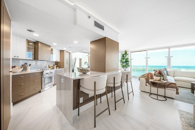 Beach Condo For Sale in West Palm Beach, Florida