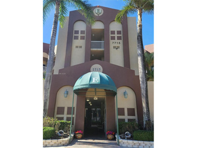 Beach Condo For Sale in Tamarac, Florida