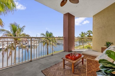 Beach Condo For Sale in Palmetto, Florida