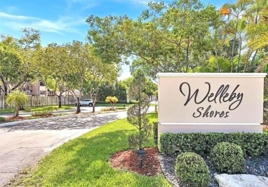 Beach Condo For Sale in Sunrise, Florida