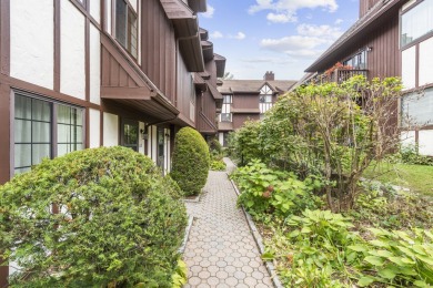 Beach Condo For Sale in Stamford, Connecticut