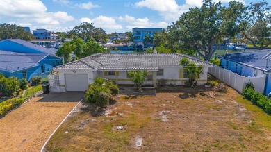 Beach Home For Sale in St. Petersburg, Florida