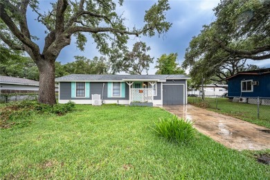 Beach Home For Sale in Rockport, Texas