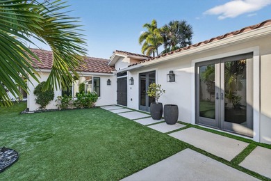 Beach Home For Sale in Jupiter, Florida