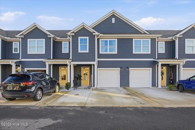 Beach Townhome/Townhouse For Sale in Wilmington, North Carolina