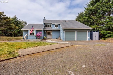 Beach Home For Sale in Long Beach, Washington