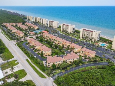 Beach Condo For Sale in Jensen Beach, Florida