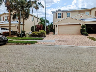 Beach Townhome/Townhouse For Sale in Fort Myers, Florida