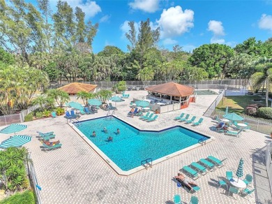 Beach Condo For Sale in Lauderhill, Florida