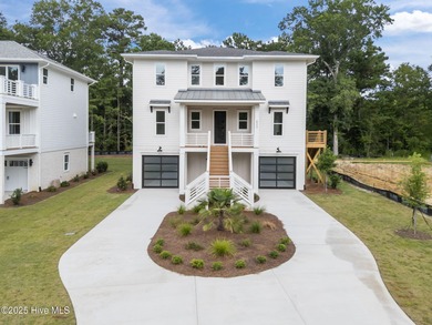 Beach Home For Sale in Wilmington, North Carolina