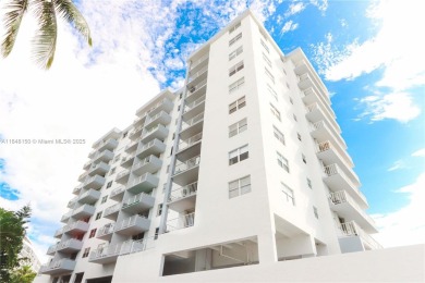 Beach Condo For Sale in Miami Beach, Florida