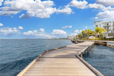 Beach Condo For Sale in Stuart, Florida