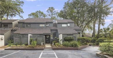 Beach Home For Sale in Hilton Head Island, South Carolina