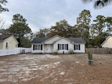 Beach Home For Sale in Southport, North Carolina