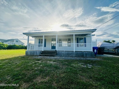 Beach Home For Sale in Surf City, North Carolina