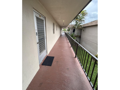 Beach Condo For Sale in Palm Springs, Florida