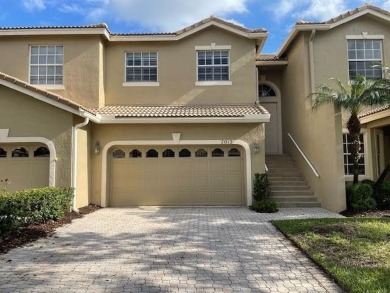 Beach Townhome/Townhouse For Sale in Port Saint Lucie, Florida