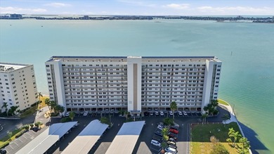 Beach Condo For Sale in Gulfport, Florida
