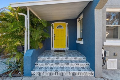 Beach Home For Sale in St. Petersburg, Florida