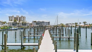 Beach Townhome/Townhouse For Sale in Fort Myers Beach, Florida