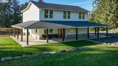 Beach Home For Sale in Warrenton, Oregon