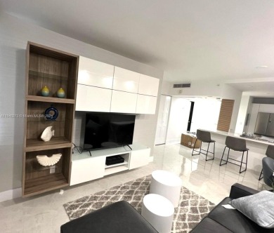 Beach Condo For Sale in Miami Beach, Florida