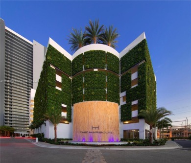 Beach Condo For Sale in North Miami Beach, Florida