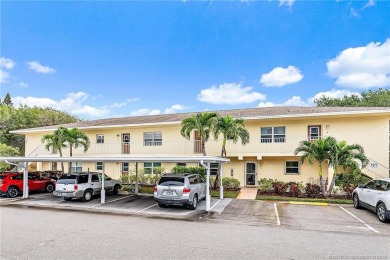 Beach Condo For Sale in Stuart, Florida