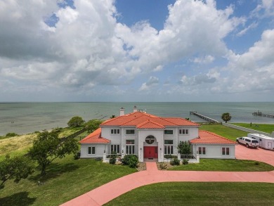 Beach Home For Sale in Rockport, Texas