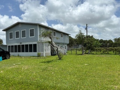 Beach Home For Sale in Rockport, Texas