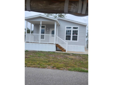Beach Home For Sale in Ruskin, Florida