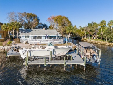 Beach Home For Sale in Homosassa, Florida