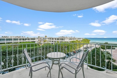 Beach Condo For Sale in Palm Beach, Florida