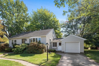 Beach Home For Sale in New Buffalo, Michigan