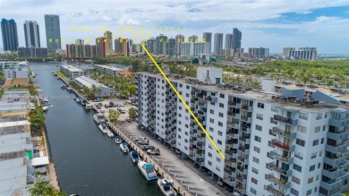 Beach Condo For Sale in North Miami Beach, Florida