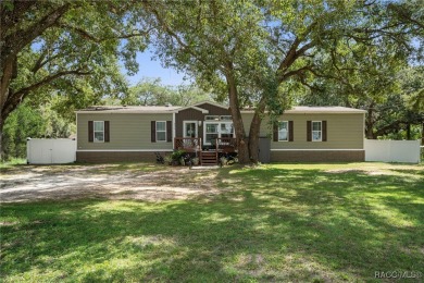 Beach Home For Sale in Crystal River, Florida