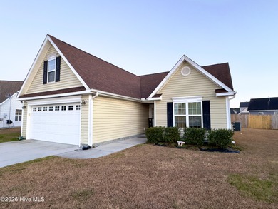 Beach Home For Sale in New Bern, North Carolina