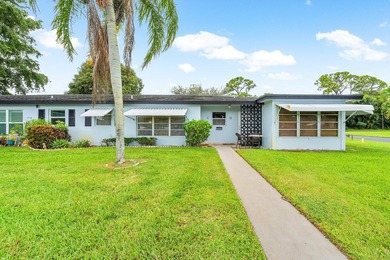 Beach Home For Sale in Delray Beach, Florida