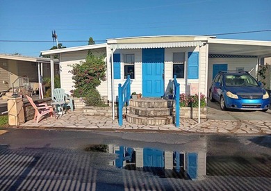 Beach Home For Sale in St. Petersburg, Florida