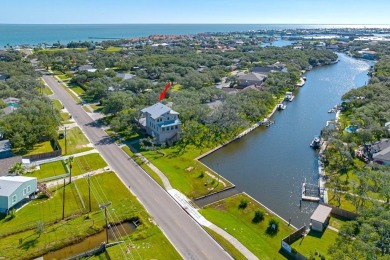 Beach Home For Sale in Rockport, Texas
