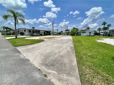 Beach Lot For Sale in Fort Myers, Florida