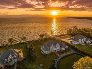 Beach Home For Sale in Orient, New York