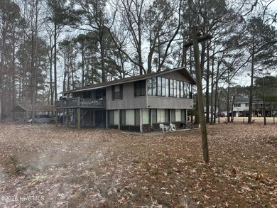 Beach Home For Sale in Hertford, North Carolina