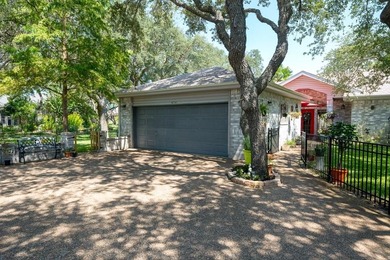 Beach Home For Sale in Rockport, Texas