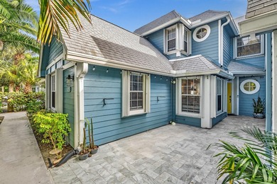 Beach Townhome/Townhouse For Sale in Jupiter, Florida