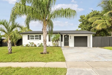 Beach Home For Sale in Hobe Sound, Florida