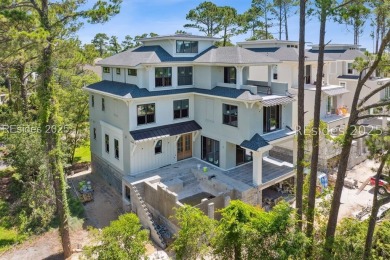 Beach Home For Sale in Hilton Head Island, South Carolina