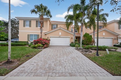 Beach Townhome/Townhouse For Sale in Palm Beach Gardens, Florida