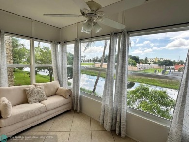 Beach Condo For Sale in Lauderdale Lakes, Florida