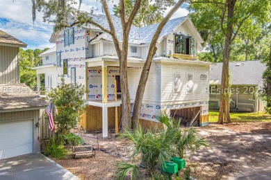 Beach Home For Sale in Hilton Head Island, South Carolina